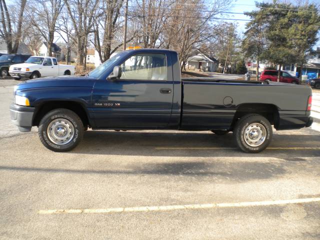 Dodge Ram Pickup 2001 photo 4