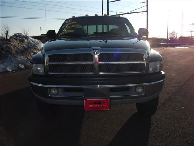 Dodge Ram Pickup 2001 photo 1