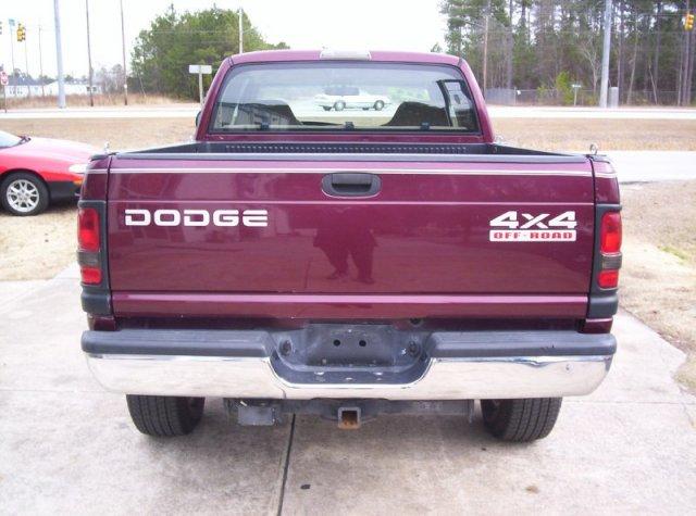 Dodge Ram Pickup 2001 photo 5