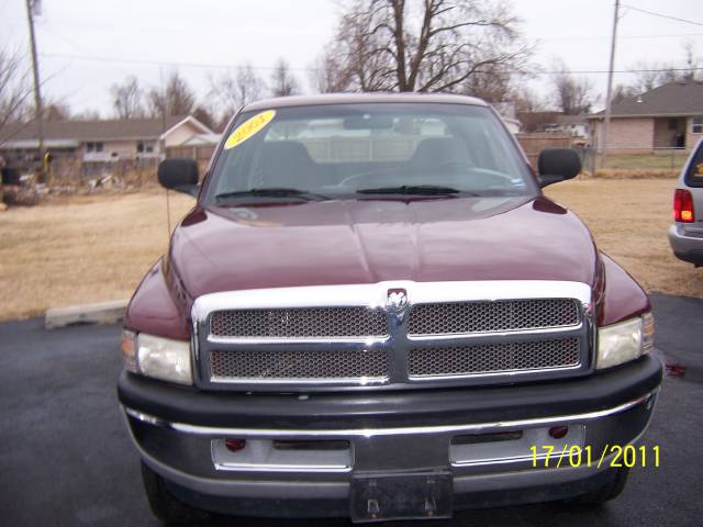 Dodge Ram Pickup SLT Pickup