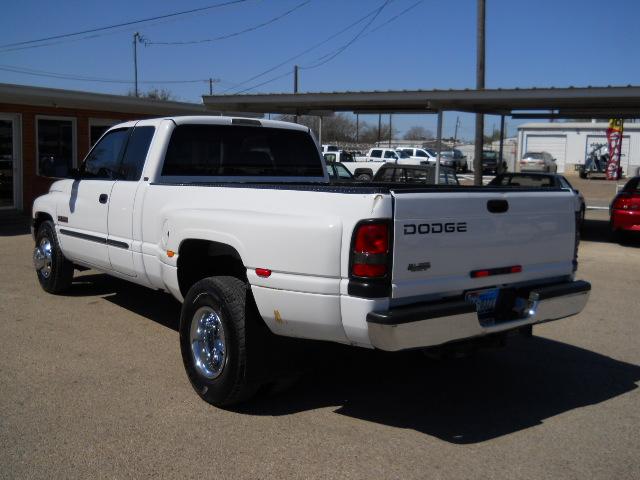 Dodge Ram Pickup 2001 photo 4