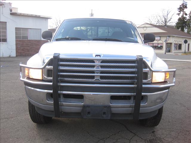 Dodge Ram Pickup 2001 photo 1