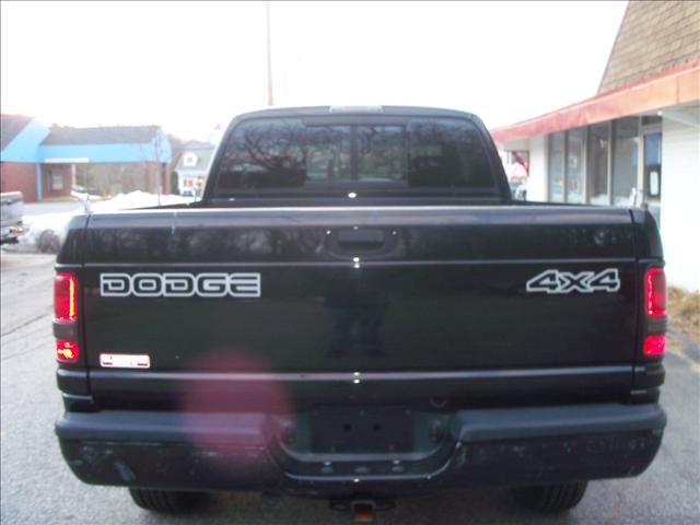 Dodge Ram Pickup 2001 photo 3