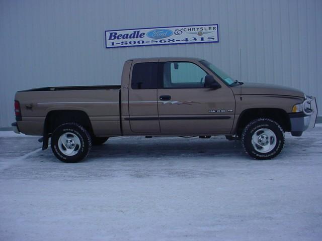 Dodge Ram Pickup 2001 photo 5