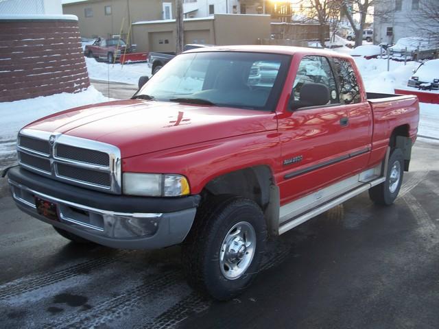 Dodge Ram Pickup 2001 photo 1