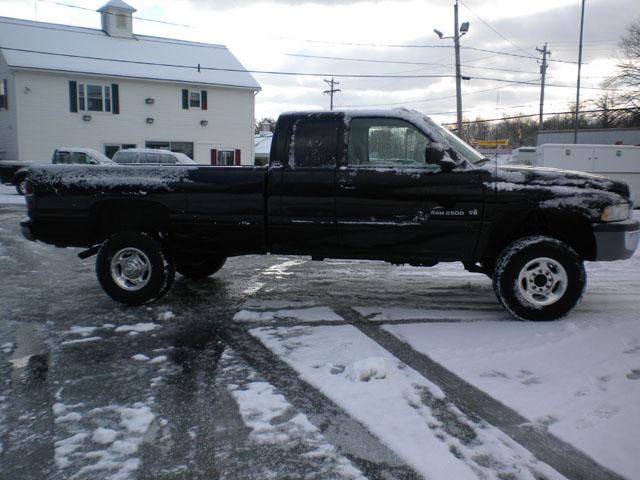 Dodge Ram Pickup 2001 photo 3