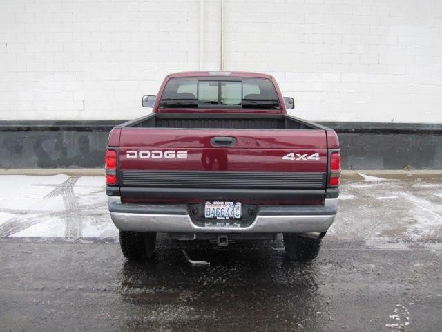 Dodge Ram Pickup 2001 photo 3