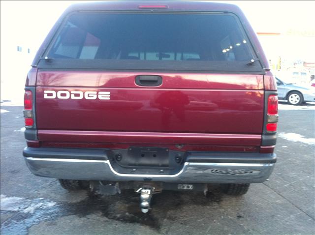 Dodge Ram Pickup 2001 photo 3