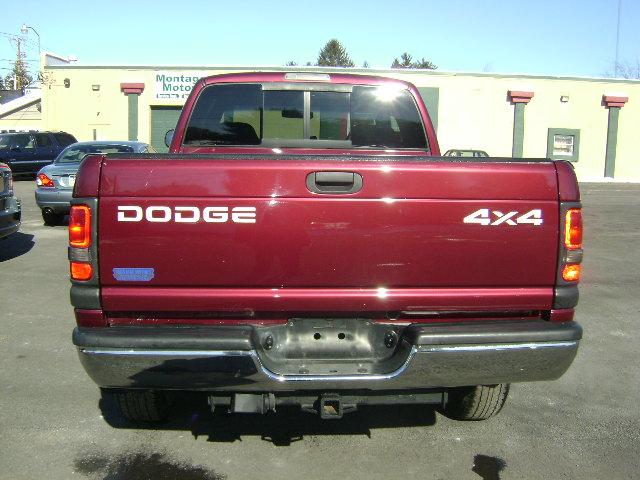 Dodge Ram Pickup 2001 photo 2