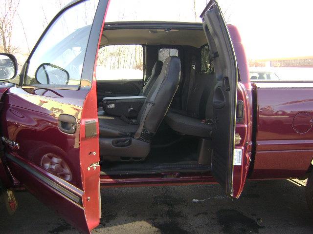 Dodge Ram Pickup 2001 photo 4