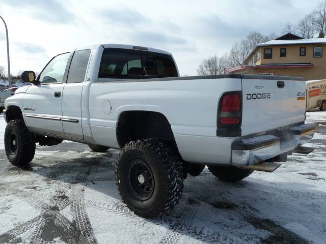 Dodge Ram Pickup 2001 photo 4