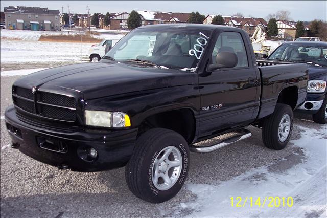 Dodge Ram Pickup 2001 photo 3