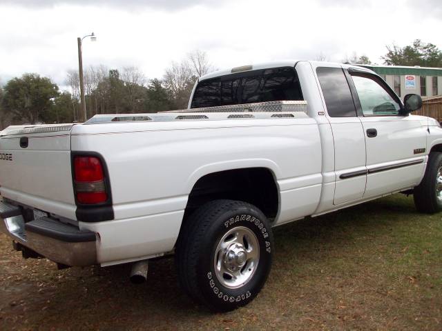 Dodge Ram Pickup 2001 photo 1