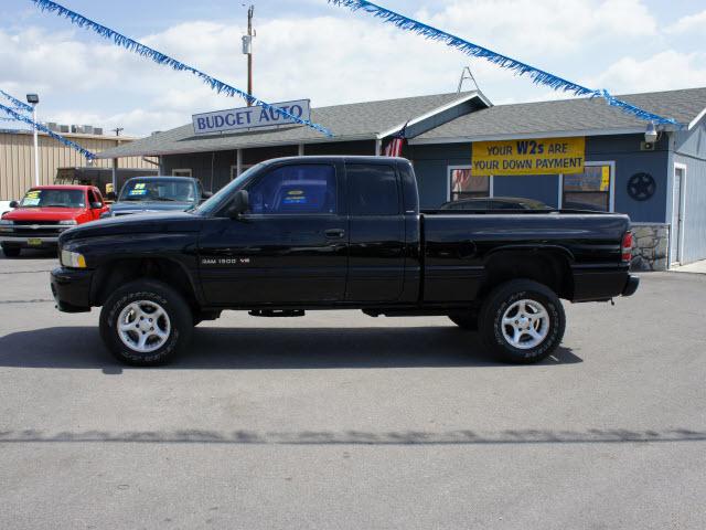 Dodge Ram Pickup SLT Pickup