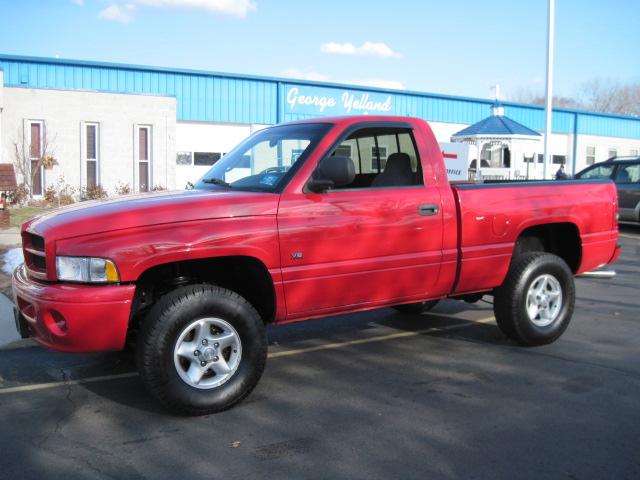 Dodge Ram Pickup Base Pickup