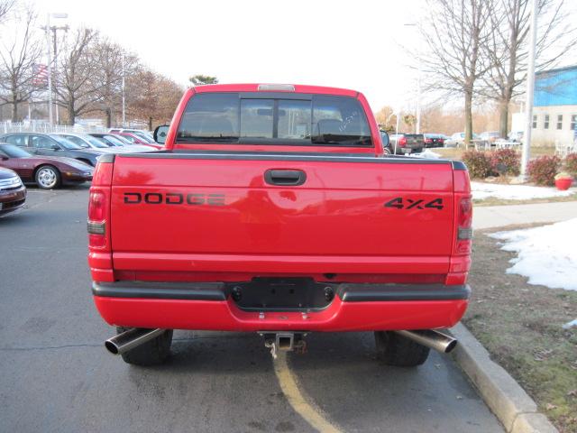 Dodge Ram Pickup 2001 photo 3