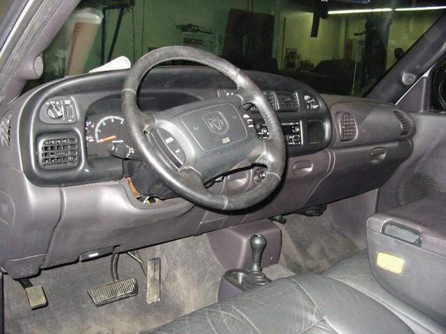 Dodge Ram Pickup 2001 photo 4