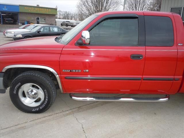 Dodge Ram Pickup 2001 photo 3