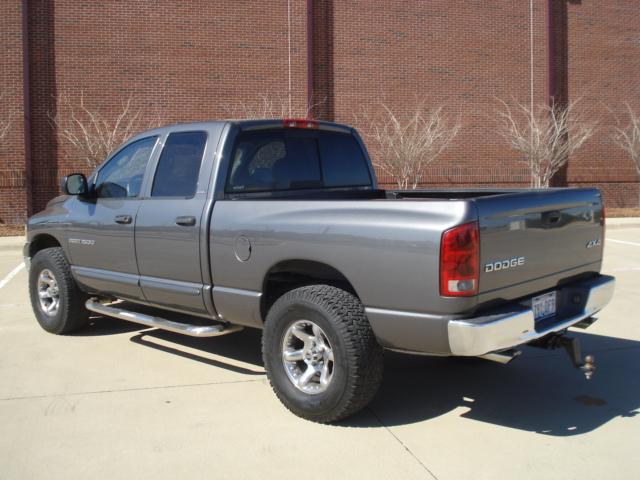 Dodge Ram Pickup 2002 photo 2