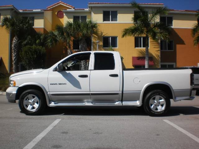 Dodge Ram Pickup 2002 photo 1