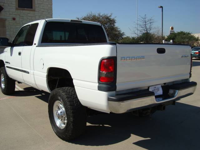 Dodge Ram Pickup 2002 photo 4