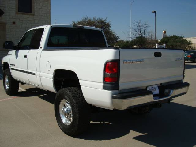 Dodge Ram Pickup 2002 photo 5