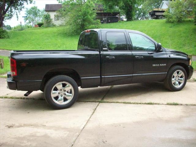 Dodge Ram Pickup Fleetside EXT CAB 4X4 Pickup