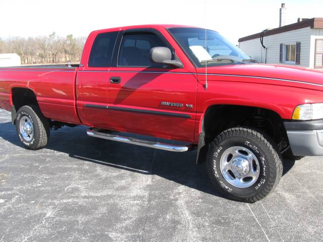 Dodge Ram Pickup 2002 photo 1