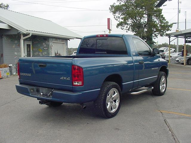 Dodge Ram Pickup 2002 photo 1