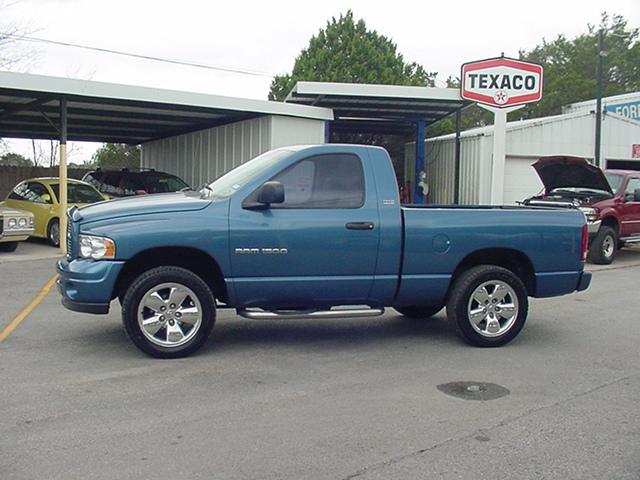 Dodge Ram Pickup 2002 photo 4