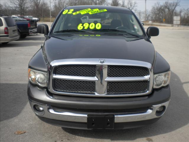 Dodge Ram Pickup 2002 photo 1