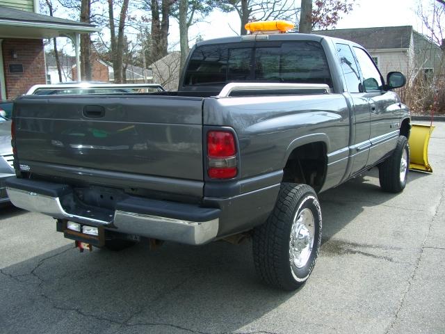 Dodge Ram Pickup 2002 photo 1