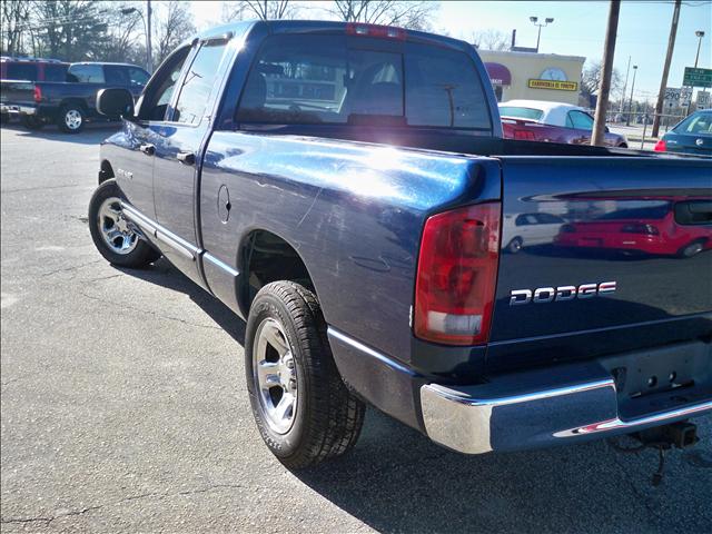 Dodge Ram Pickup 2002 photo 3