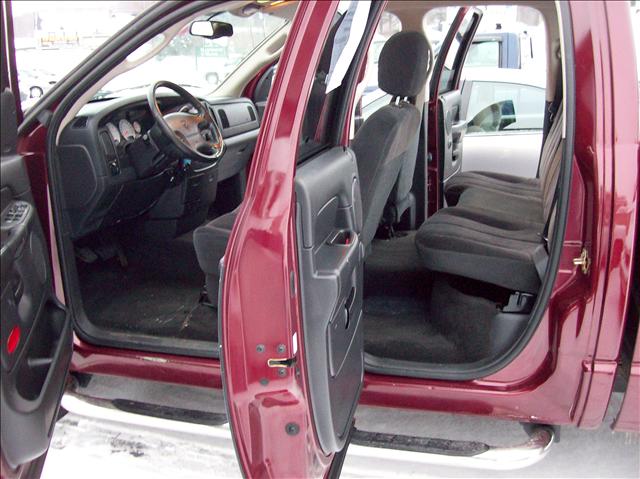 Dodge Ram Pickup 2003 photo 1