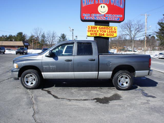 Dodge Ram Pickup 2003 photo 1