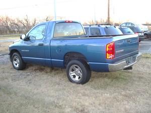 Dodge Ram Pickup 2003 photo 3