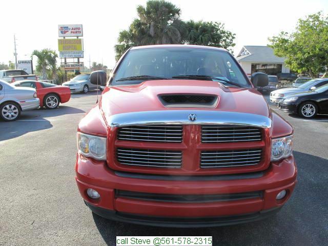 Dodge Ram Pickup 2003 photo 1