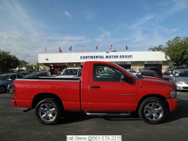 Dodge Ram Pickup 2003 photo 3