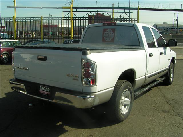 Dodge Ram Pickup 2003 photo 4