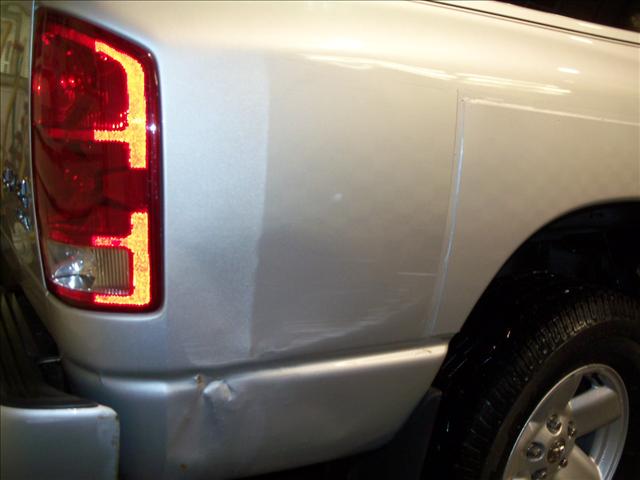 Dodge Ram Pickup 2003 photo 4