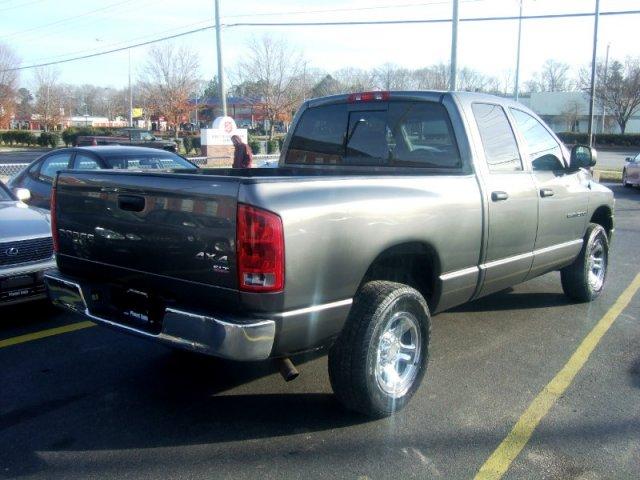 Dodge Ram Pickup 2003 photo 3