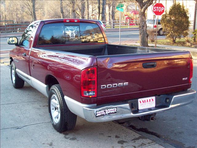 Dodge Ram Pickup 2003 photo 3