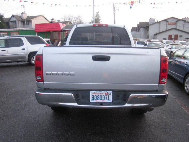 Dodge Ram Pickup 2003 photo 3