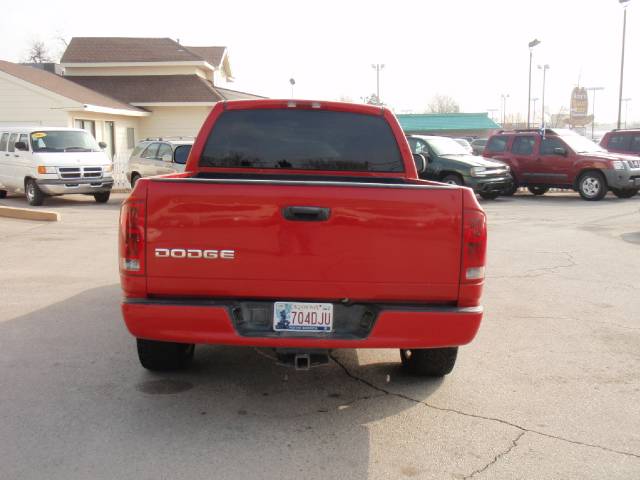 Dodge Ram Pickup 2003 photo 4