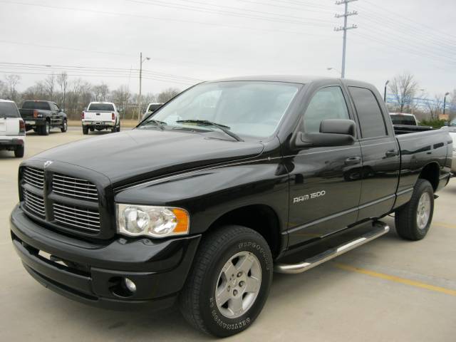 Dodge Ram Pickup 2003 photo 5