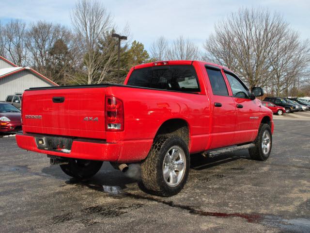 Dodge Ram Pickup 2003 photo 2