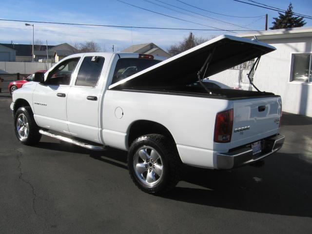 Dodge Ram Pickup 2003 photo 3