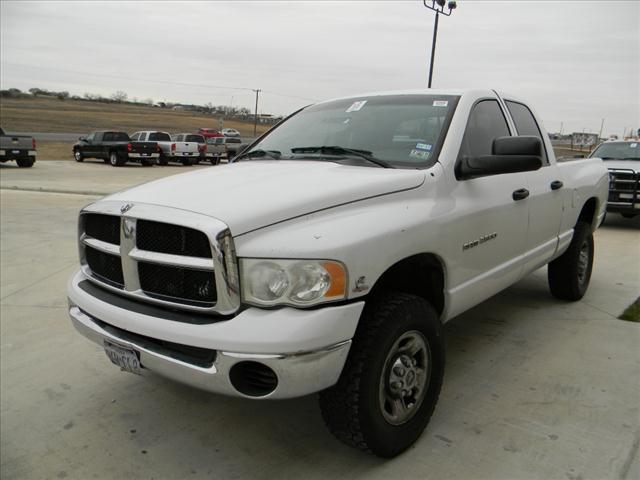 Dodge Ram Pickup 2003 photo 1