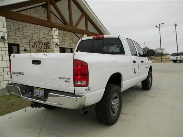 Dodge Ram Pickup 2003 photo 4