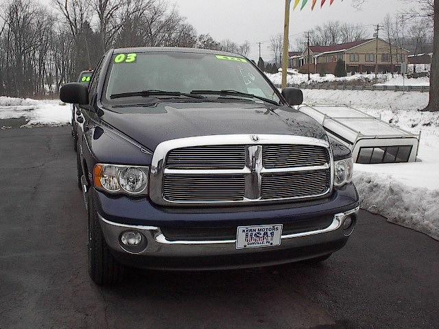 Dodge Ram Pickup SLT Crew Cab Pickup